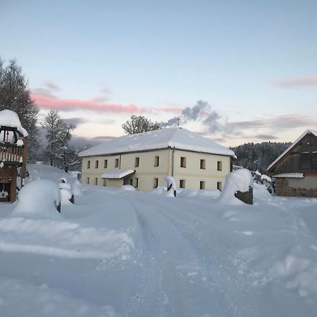 Pension Slunecna Bed & Breakfast Zelnava Exterior photo